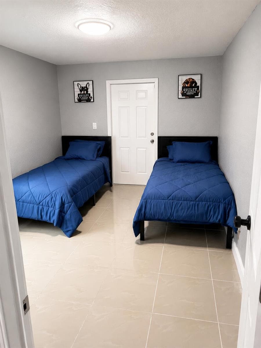 1558 NW 5TH Avenue, Pompano Beach, FL 33060 — zdjęcie 3