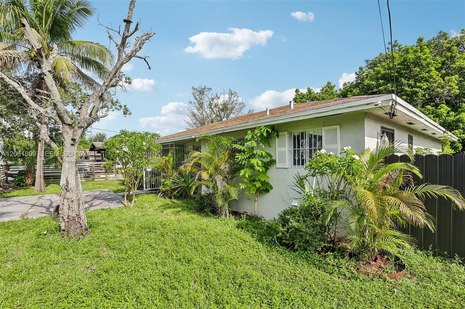 1143 NW 58th St, Miami, FL 33127 — zdjęcie 3