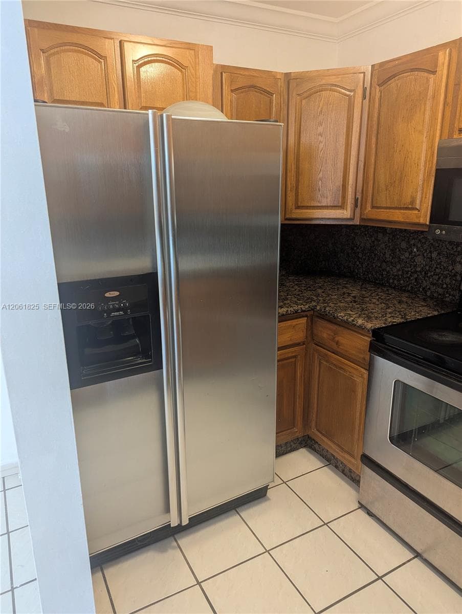 1051 SW 1st St # 411, Miami, FL 33130 — zdjęcie 3