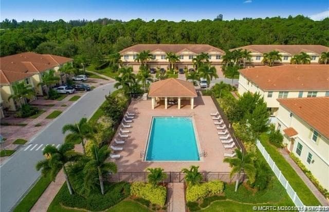 9456 SW MERLIN Court, Stuart, FL 34997 — zdjęcie 3