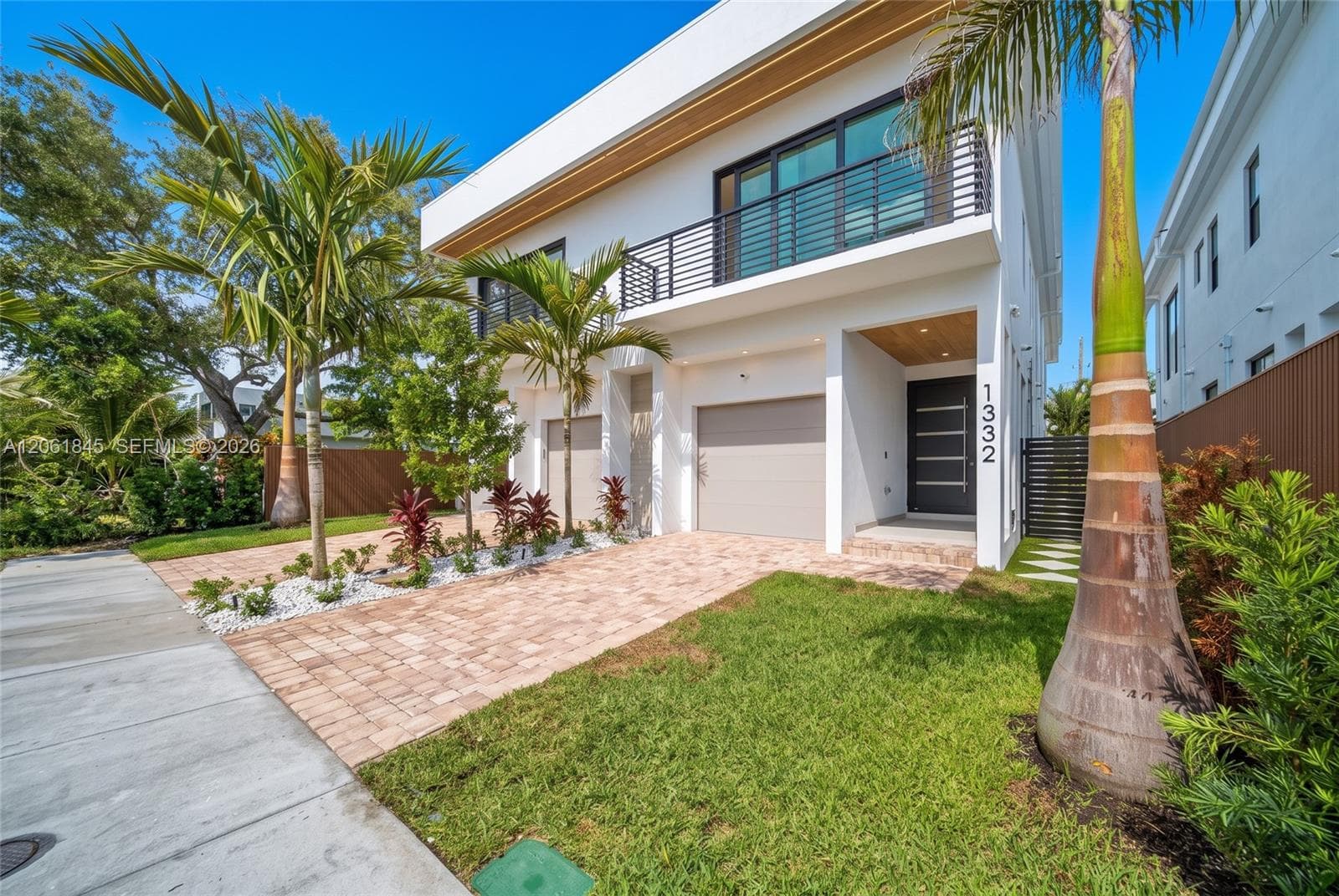 1320 NE 16th Ter, Fort Lauderdale, FL 33304