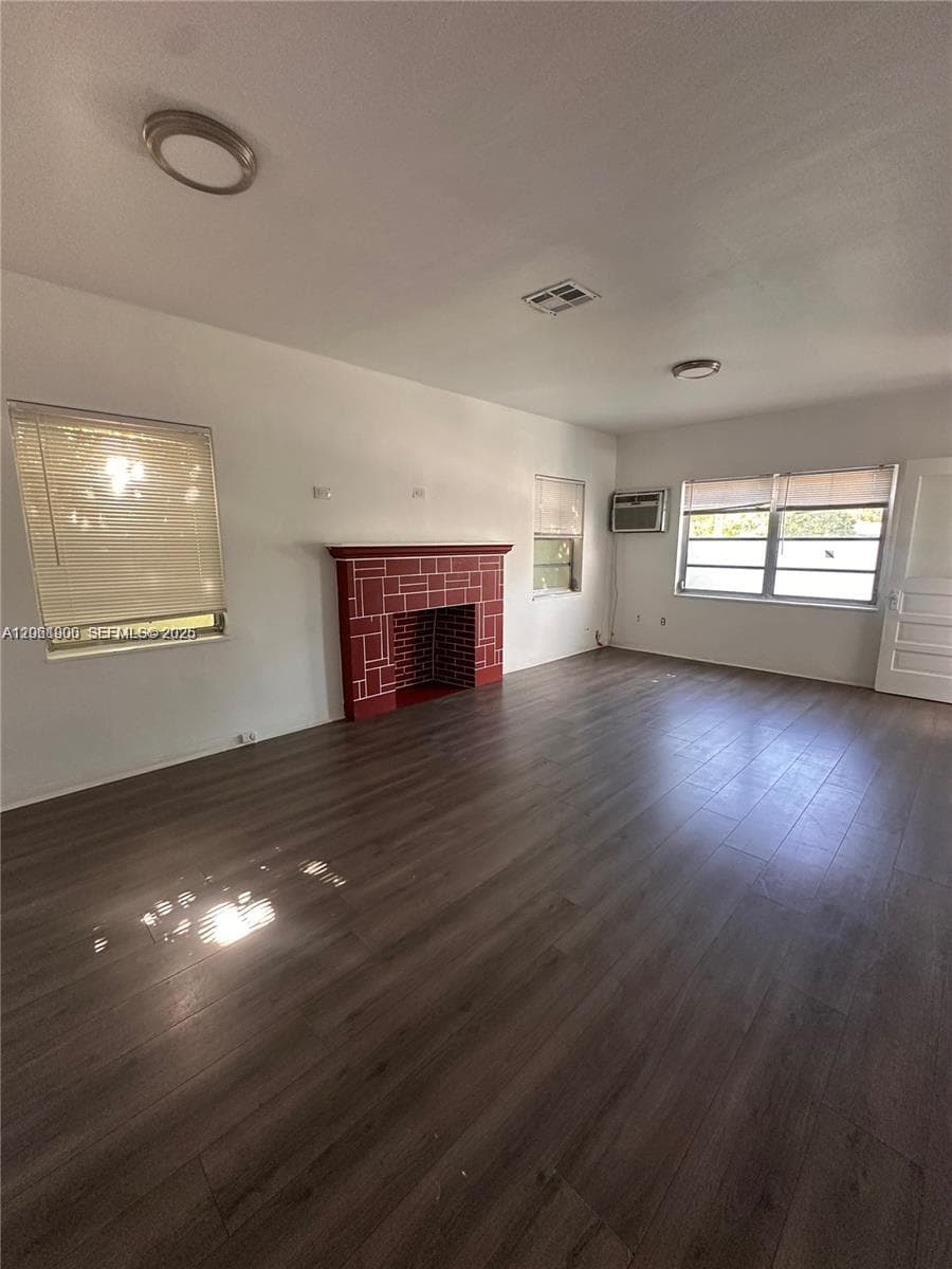 1836 NW 33rd St, Miami, FL 33142 — zdjęcie 5