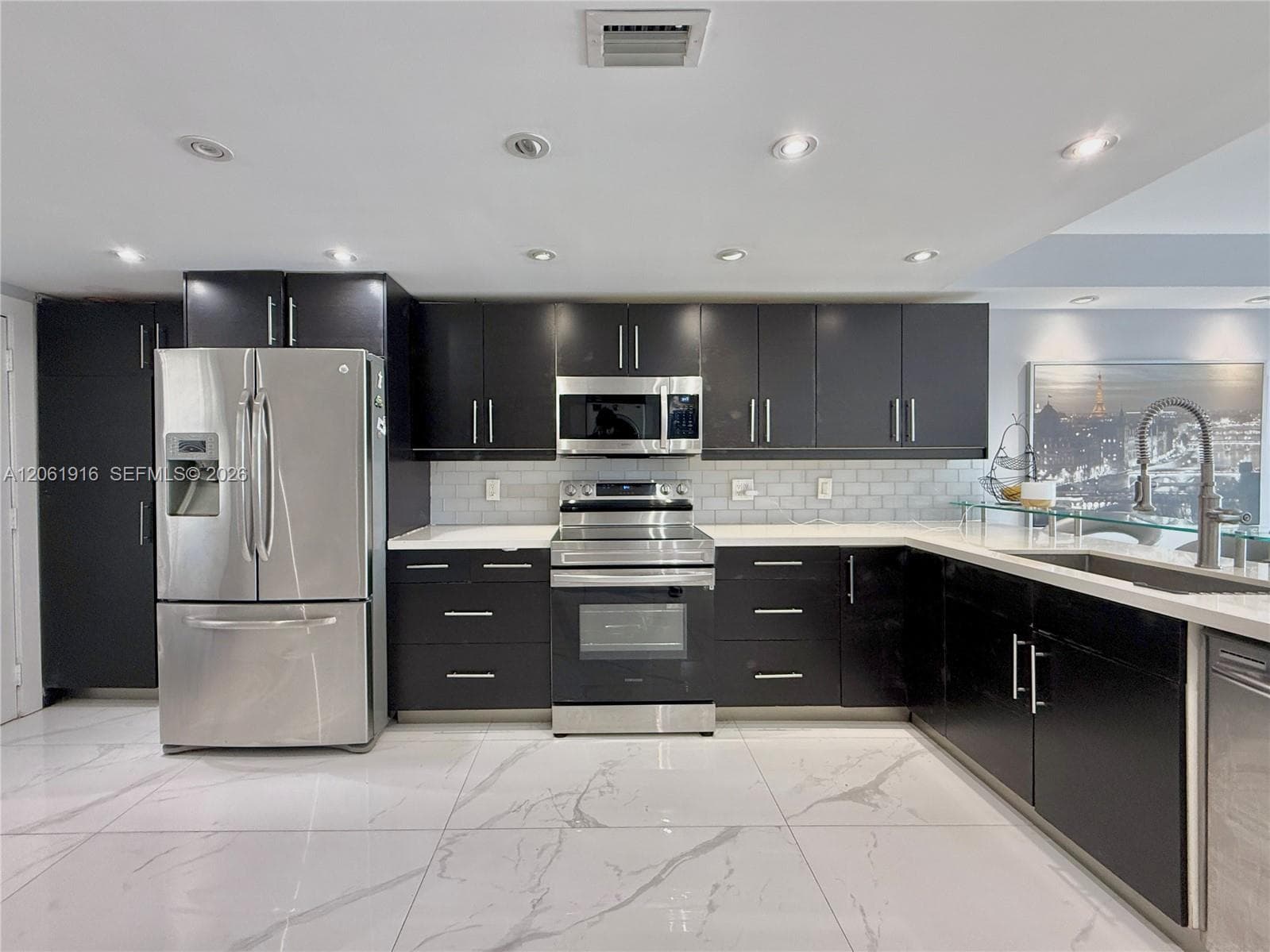 1770 NE 191st St # 717-1, Miami, FL 33179 — zdjęcie 3