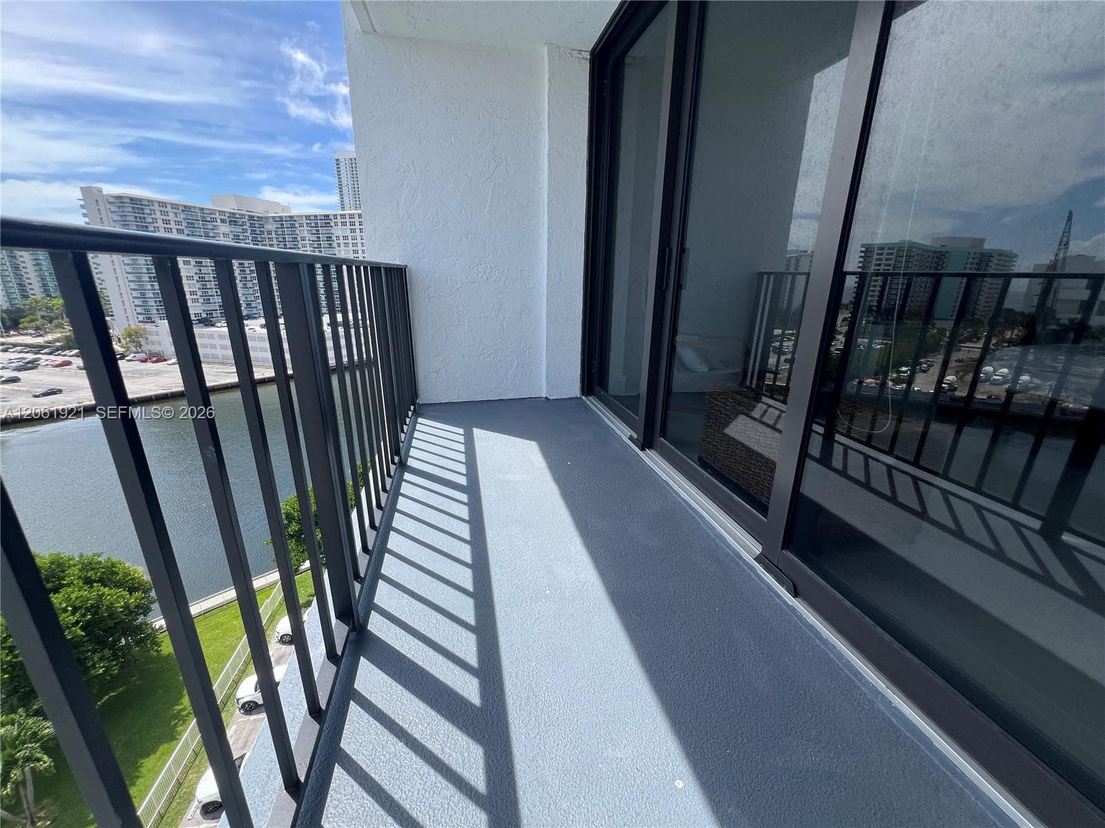 200 Leslie Dr # 1017, Hallandale Beach, FL 33009 — zdjęcie 2