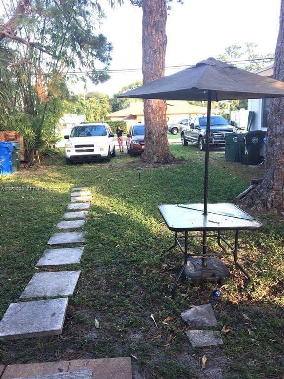 3477 NE 13th Ave # B, Oakland Park, FL 33334 — zdjęcie 3