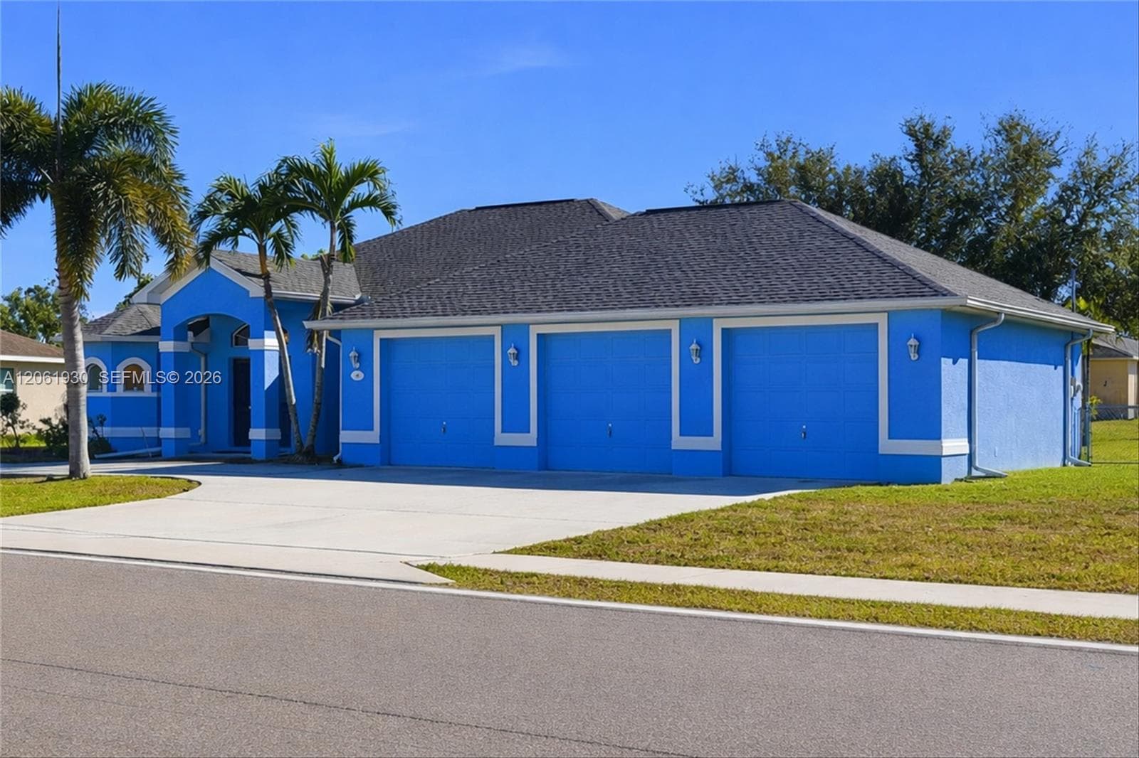 126 Nicholas PKWY W, Cape Coral, FL 33991 — zdjęcie 4