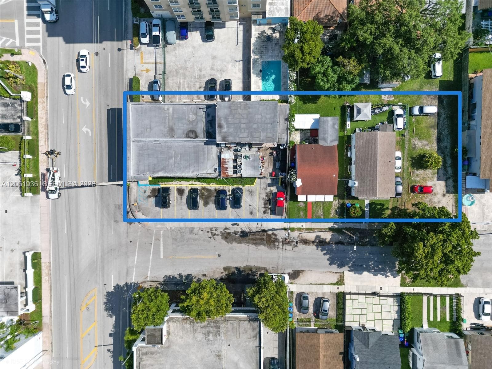 2537 SW 37th Ave, Miami, FL 33133 — zdjęcie 2