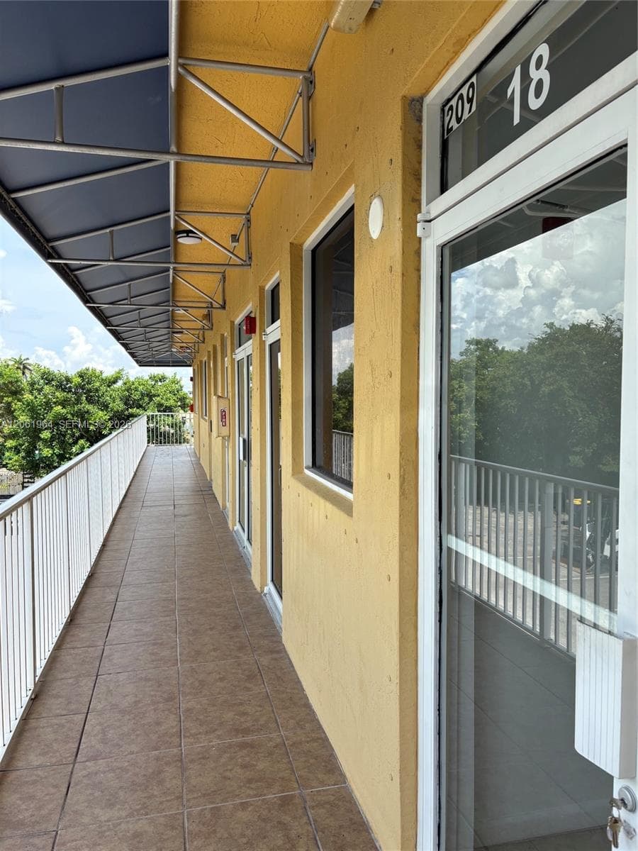 15192 SW 137 ST # 18, Miami, FL 33196 — zdjęcie 4