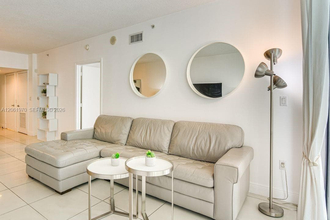 1750 N Bayshore Dr # 1909, Miami, FL 33132 — zdjęcie 3