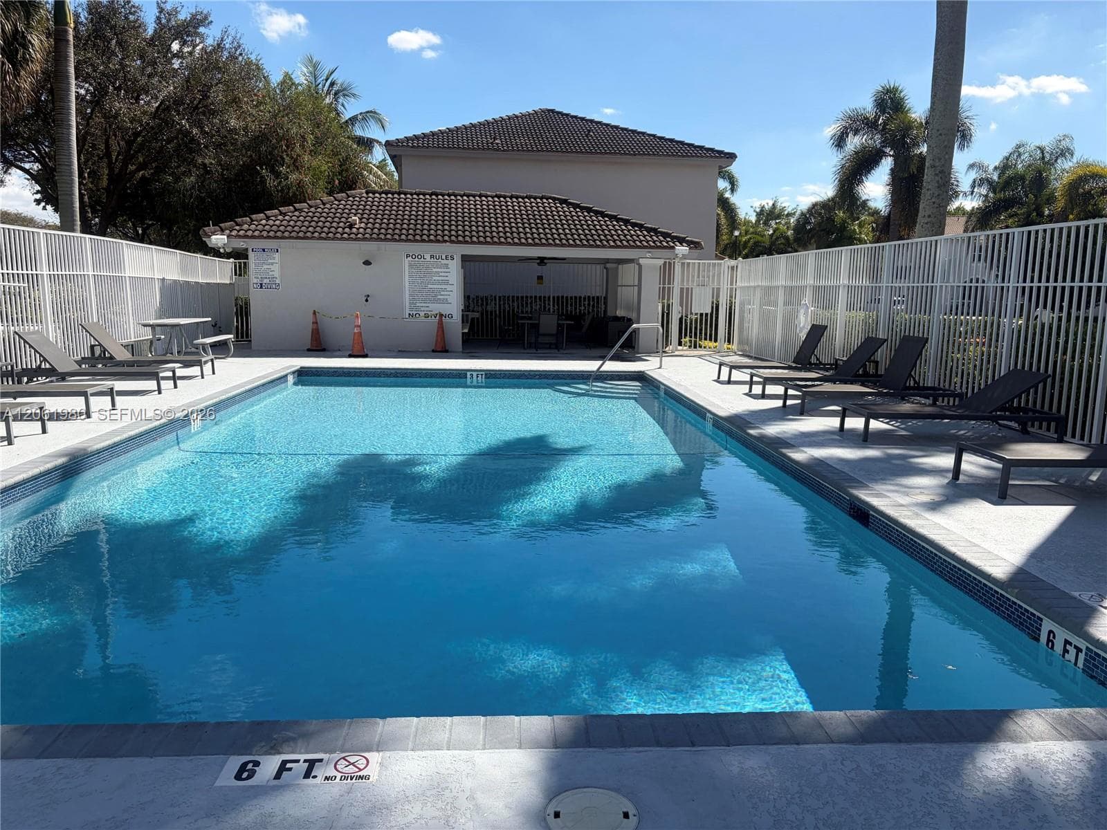 16836 SW 1st Pl, Pembroke Pines, FL 33027 — zdjęcie 2