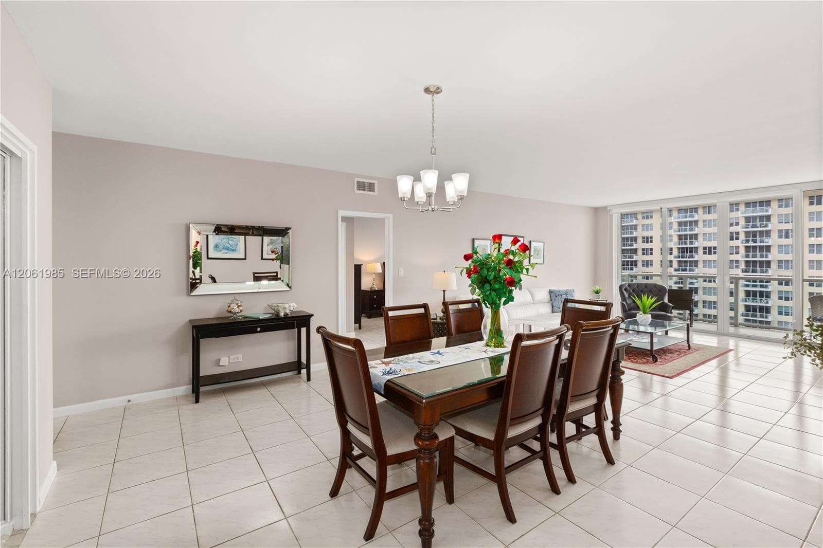 5601 Collins Ave # 1216, Miami Beach, FL 33140 — zdjęcie 5