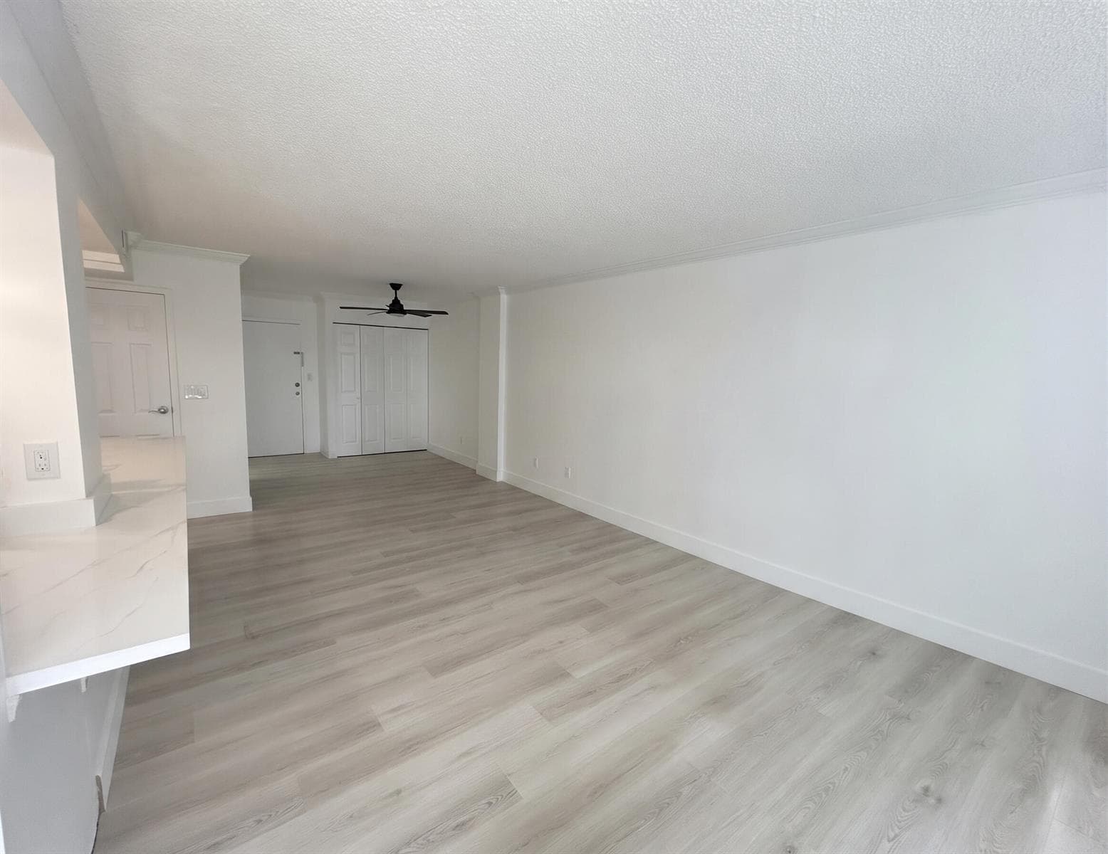 801 Three Islands Boulevard # 209, Hallandale Beach, FL 33009 — zdjęcie 5