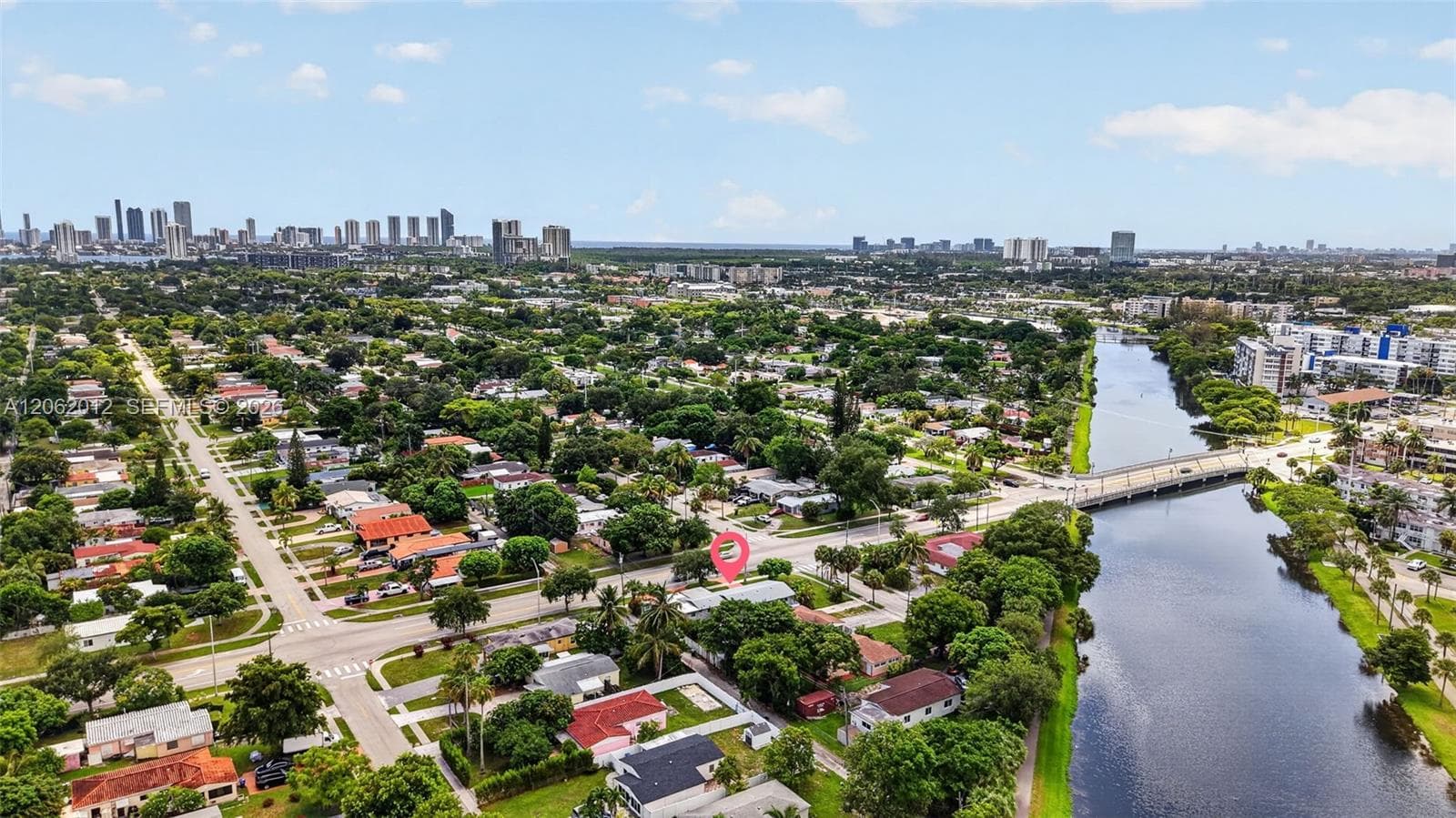 17200 NE 15th Ave, North Miami Beach, FL 33162 — zdjęcie 2