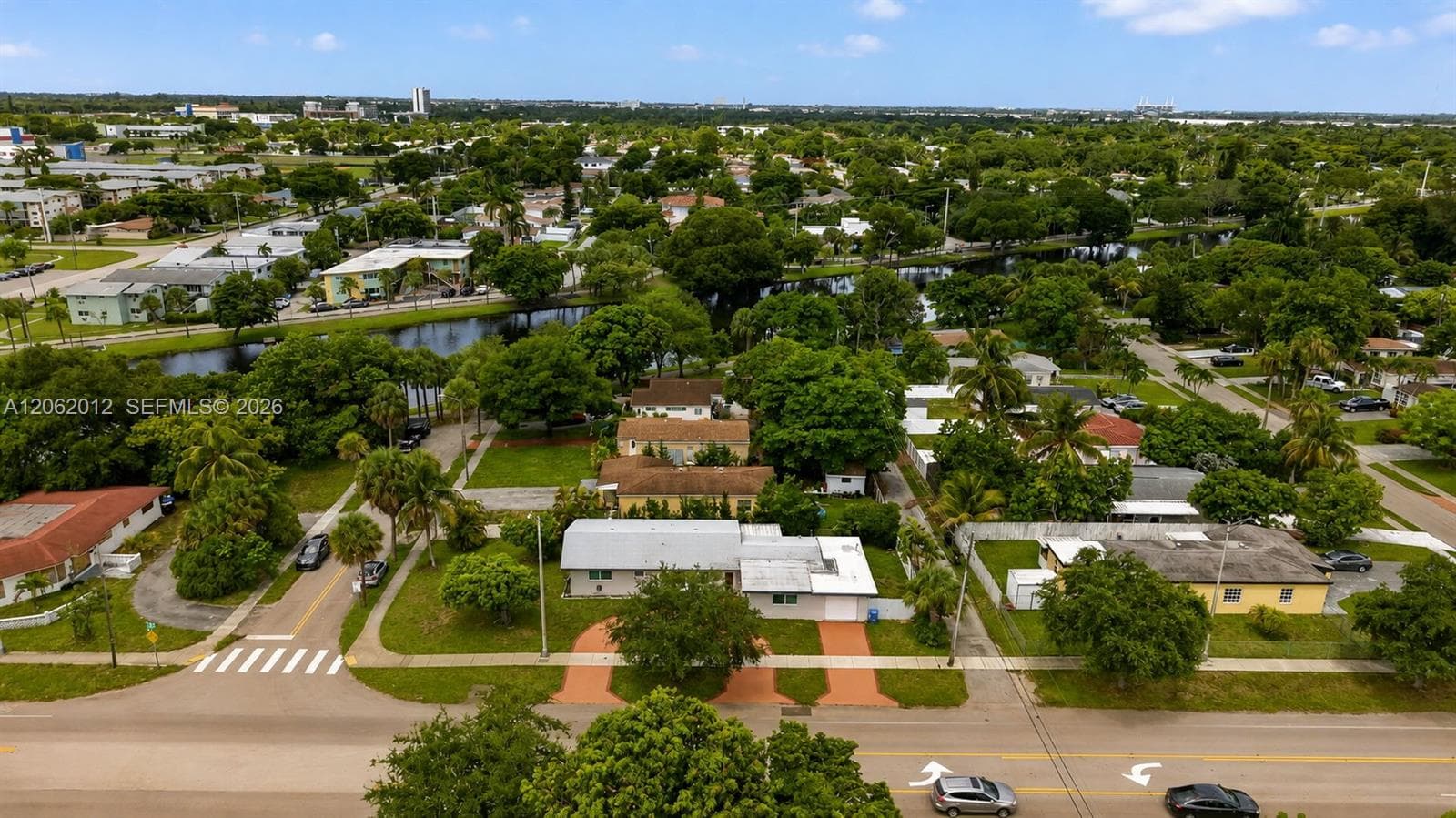 17200 NE 15th Ave, North Miami Beach, FL 33162 — zdjęcie 3
