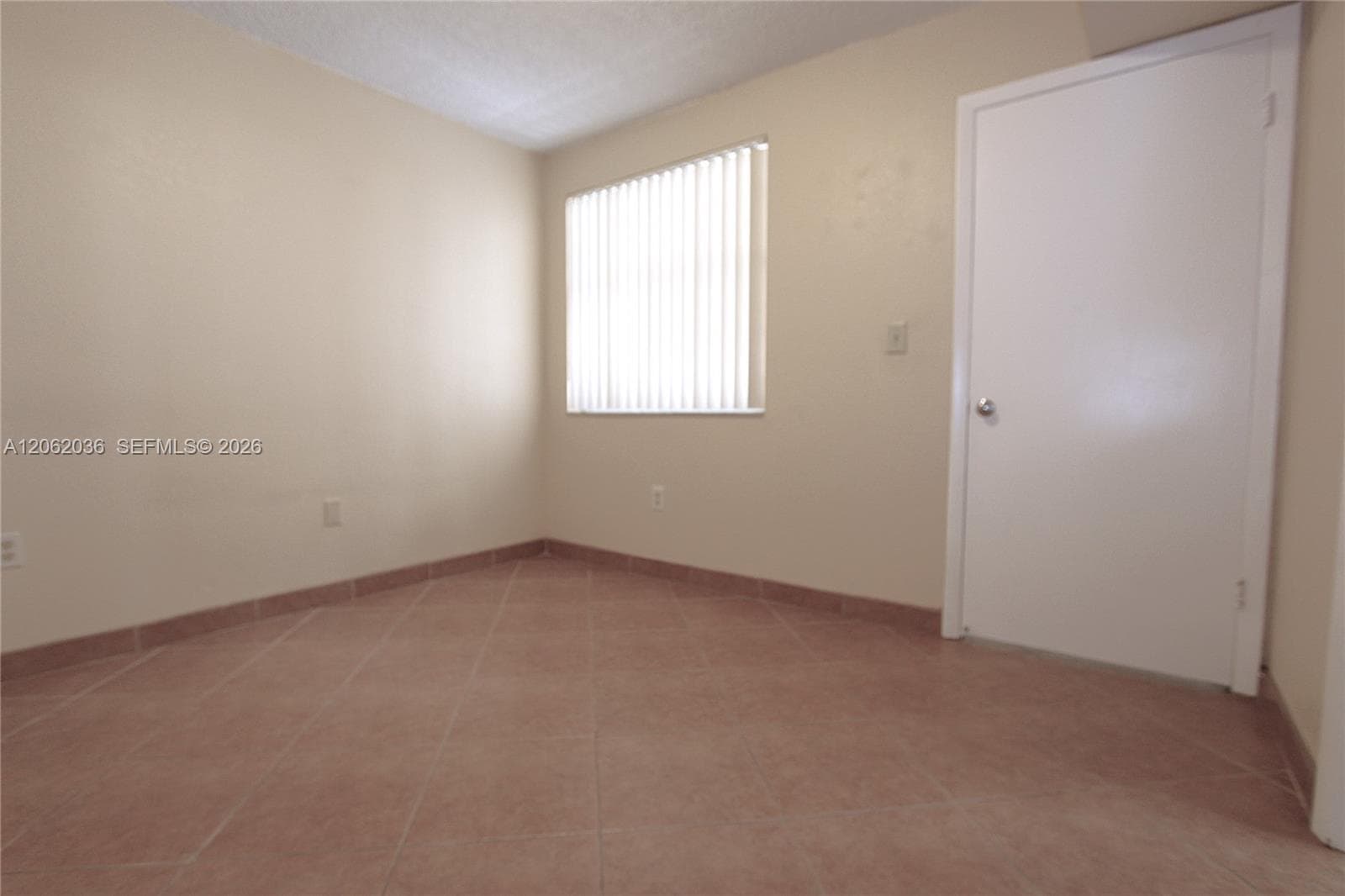 2890 N Oakland Forest Dr # 206, Oakland Park, FL 33309 — zdjęcie 2