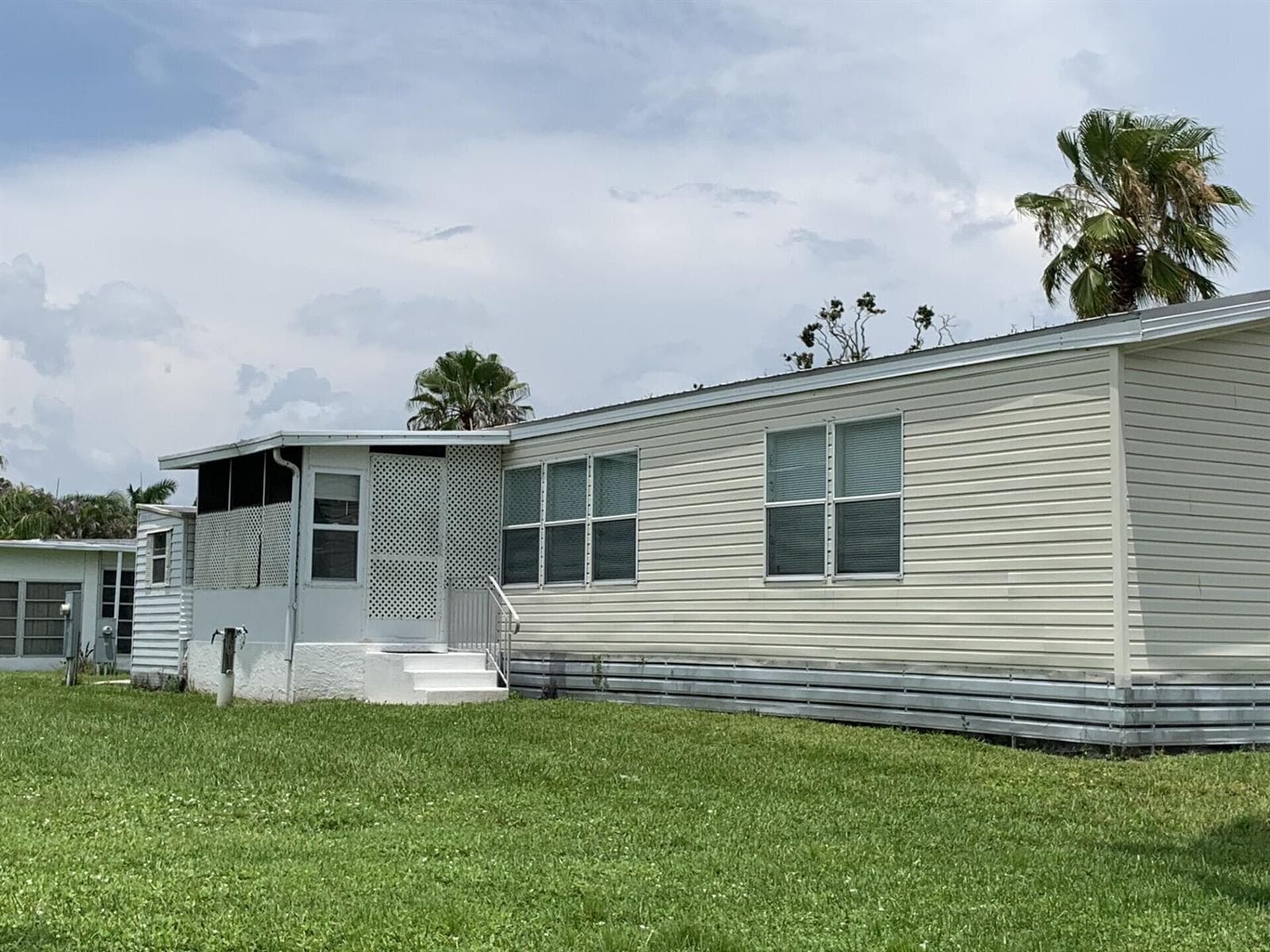 28 SE Flamenco Way, Port St. Lucie, FL 34952 — zdjęcie 4