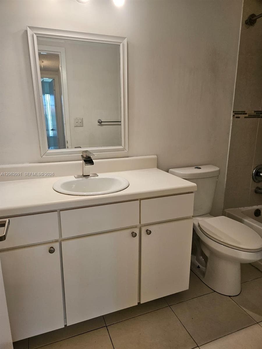 4900 NW 79th Ave # 206, Doral, FL 33166 — zdjęcie 4