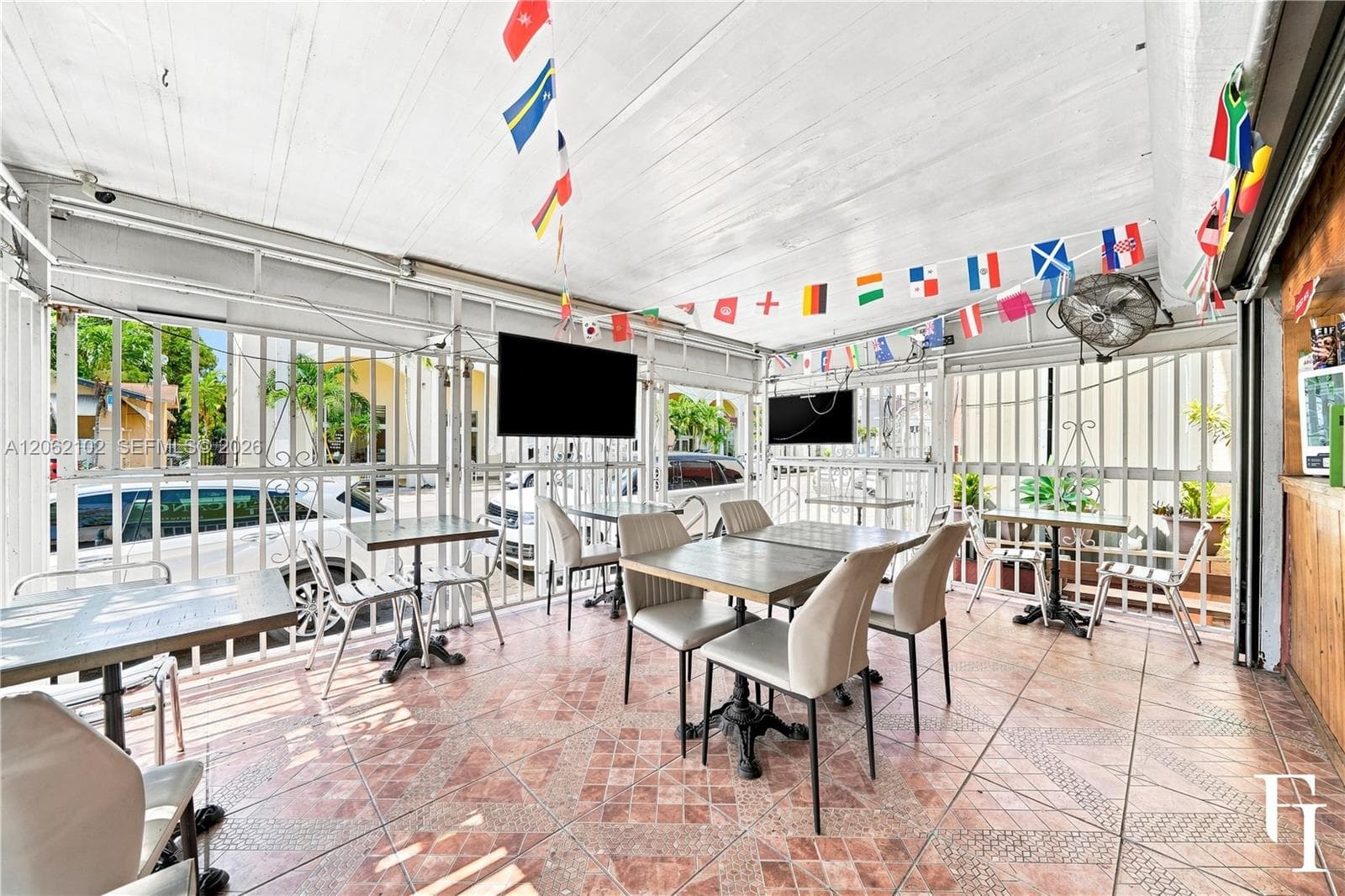 1353 SW 1st St, Miami, FL 33135 — zdjęcie 3