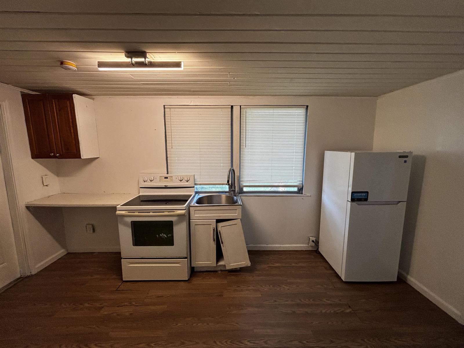 301 FLEMING Avenue, FL 33463 — zdjęcie 2