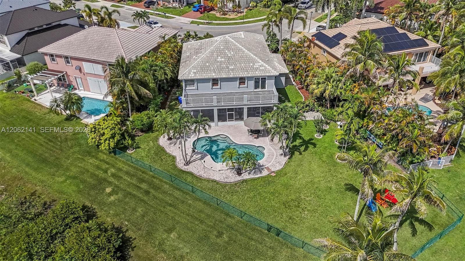 694 SW 168th Way, Pembroke Pines, FL 33027 — zdjęcie 5