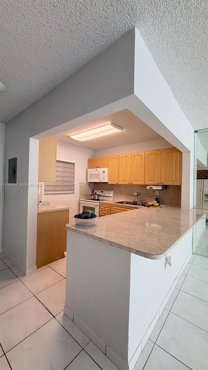 120 Royal Palm Rd # 111, Hialeah Gardens, FL 33016 — zdjęcie 3