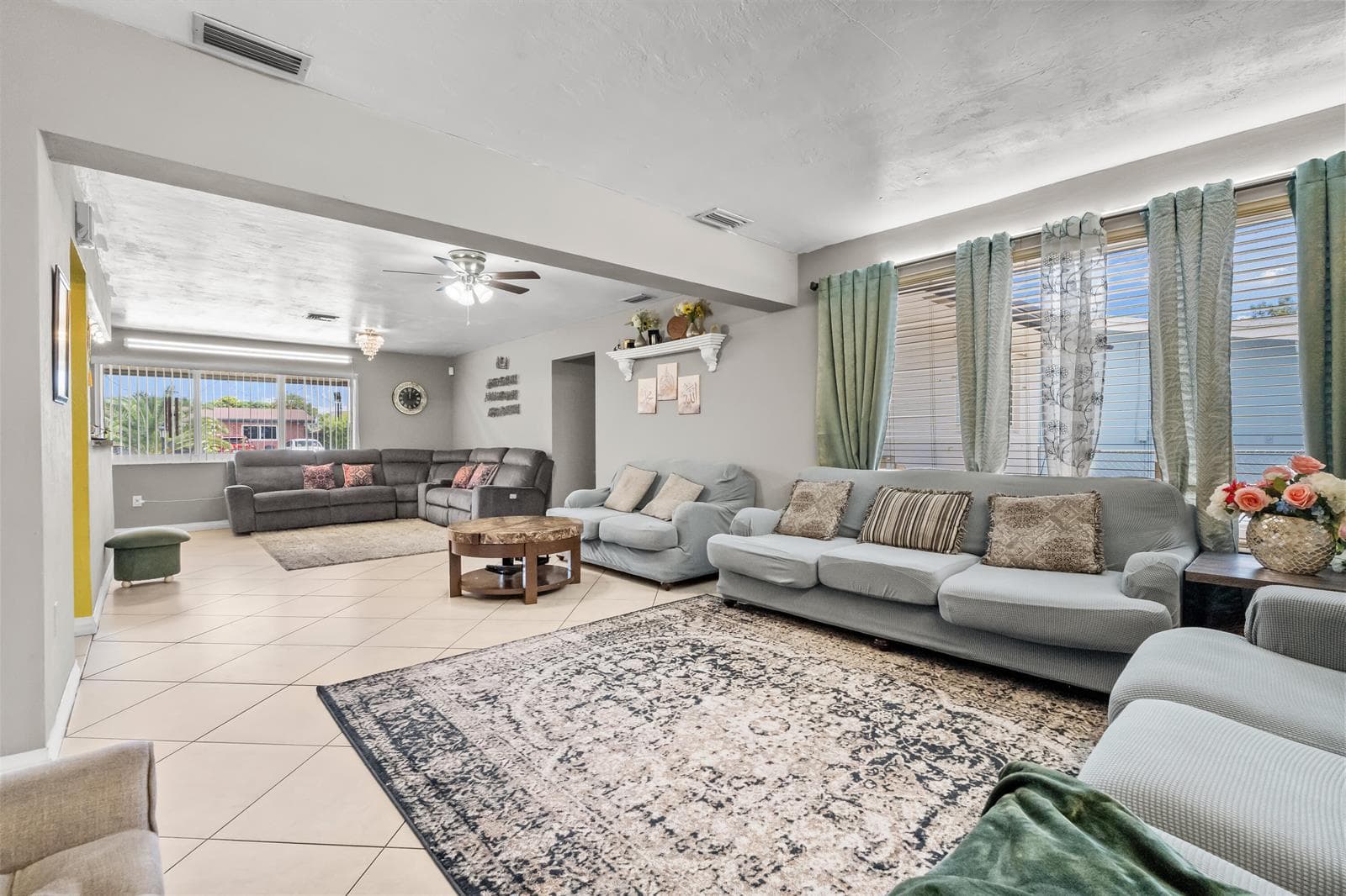 8460 NW 15TH Street, Pembroke Pines, FL 33024 — zdjęcie 3