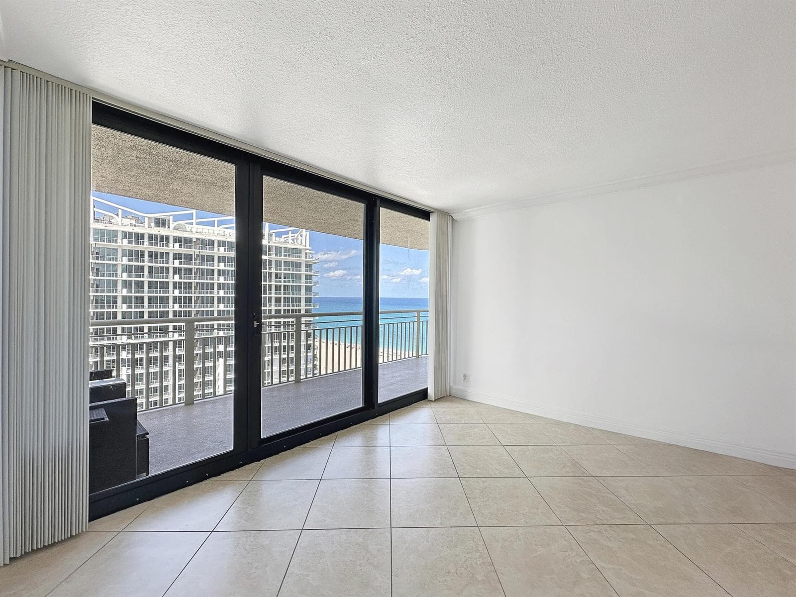 3000 N Ocean Drive # 19-B, Singer Island, FL 33404 — zdjęcie 3