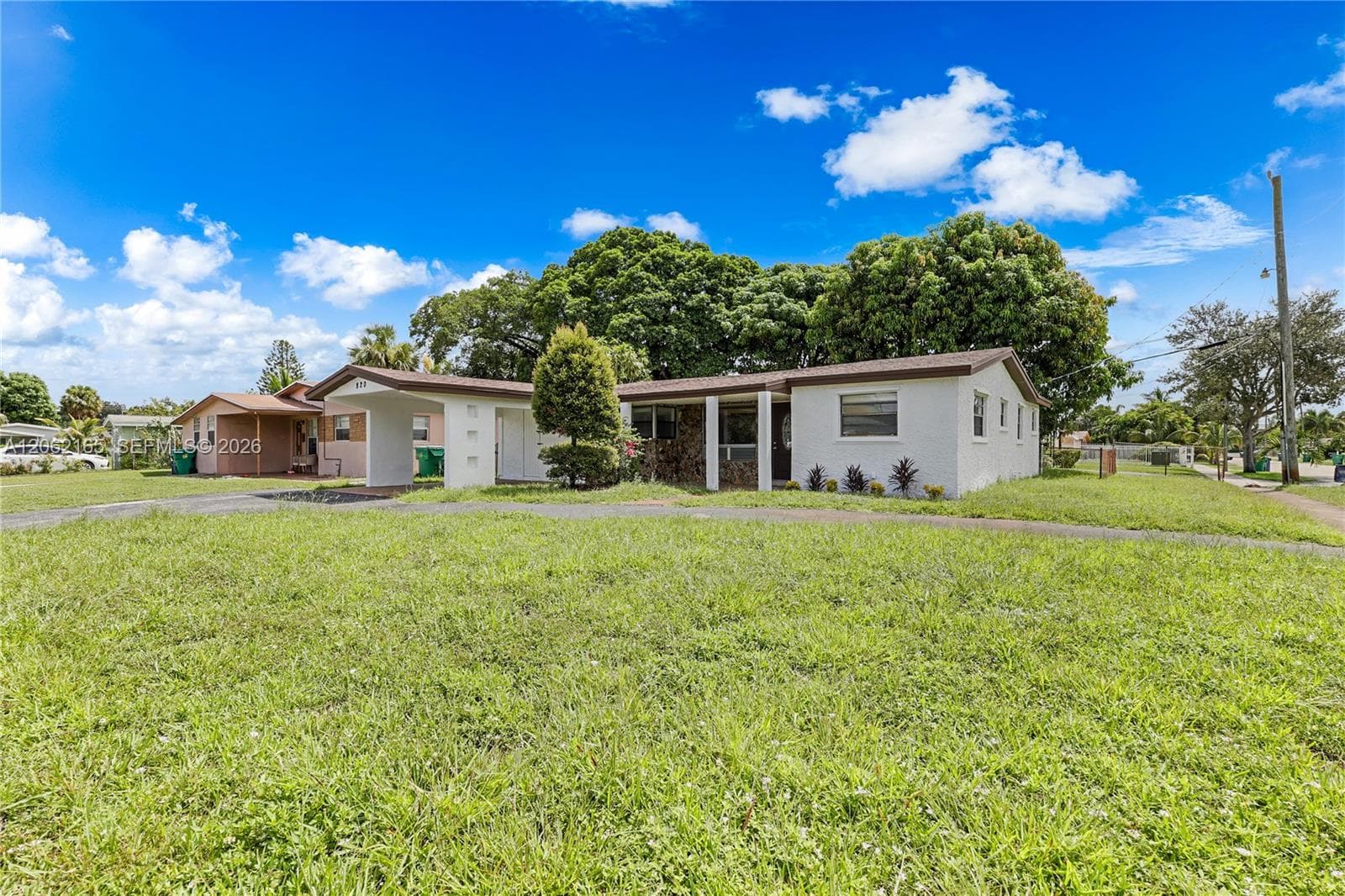 820 NW 38th Ave, Lauderhill, FL 33311 — zdjęcie 2