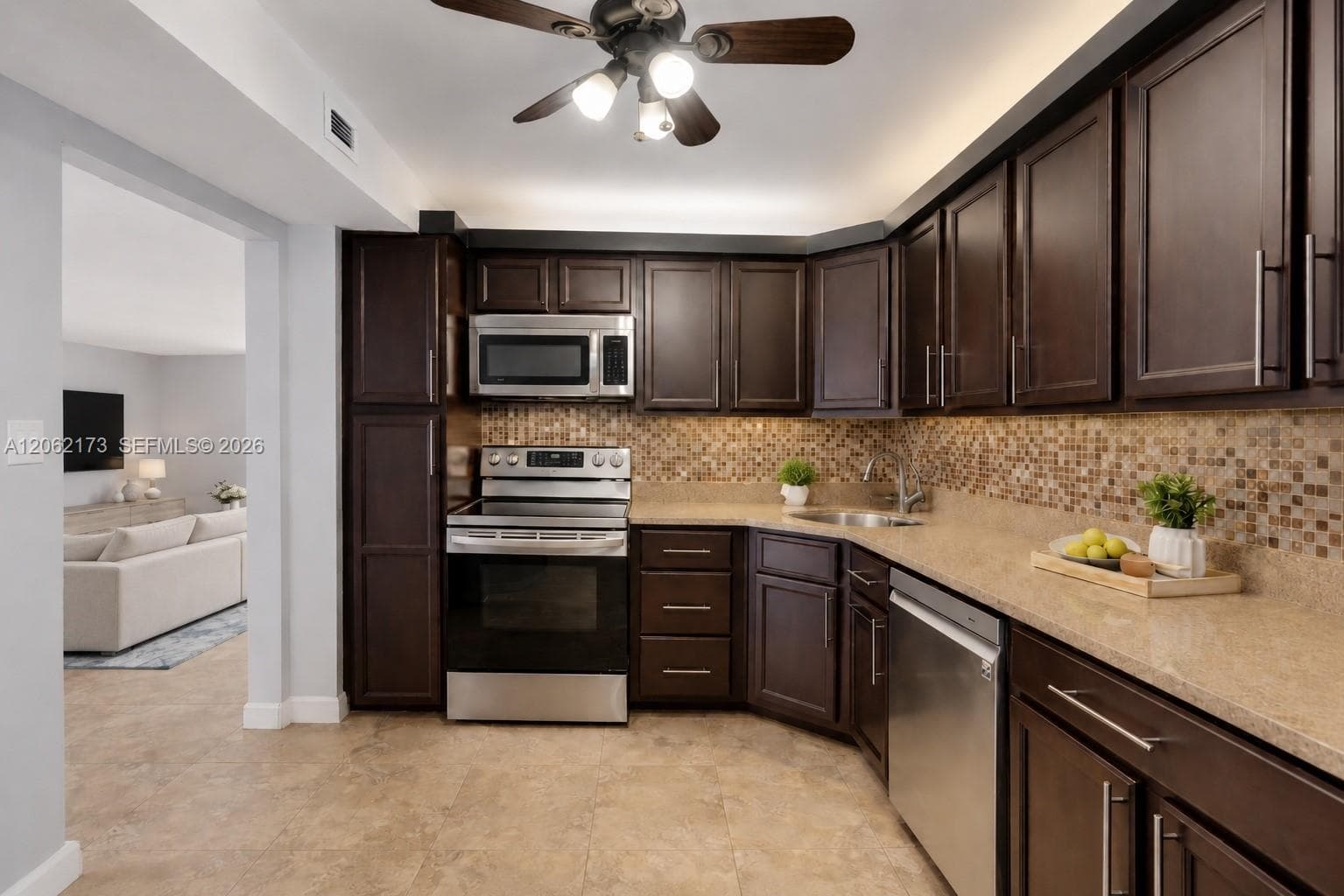 2750 NE 183rd St # 304, Aventura, FL 33160