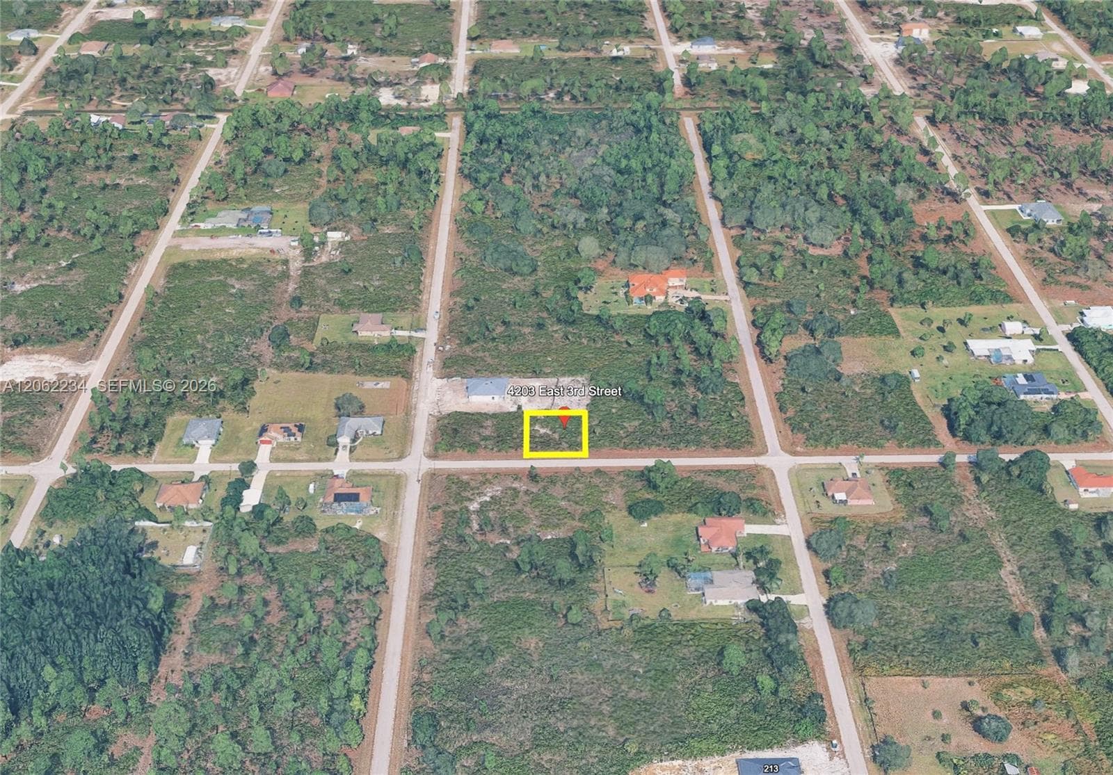 4203 E 3rd St, Lehigh Acres, FL 33936 — zdjęcie 3