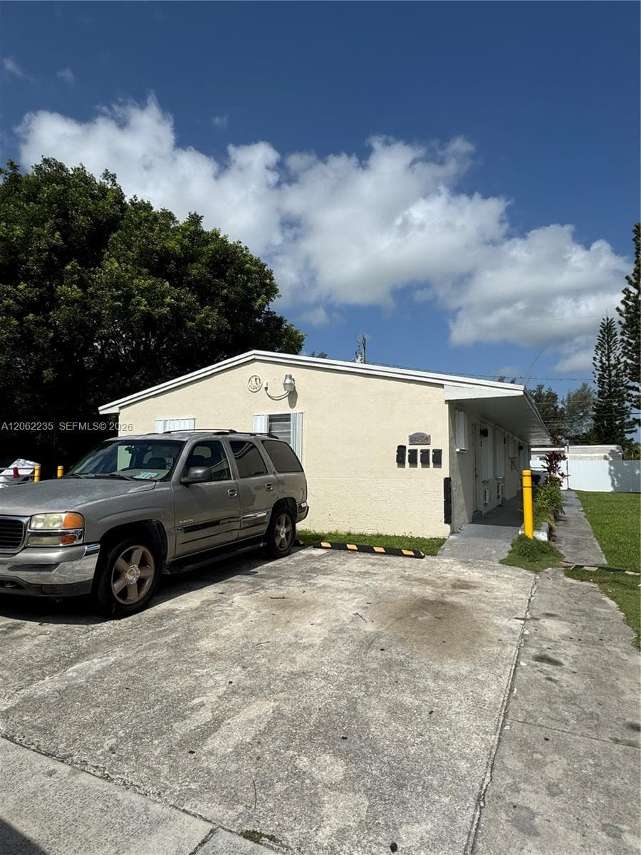 1462 NW 2nd Ave # 2, Florida City, FL 33034 — zdjęcie 2