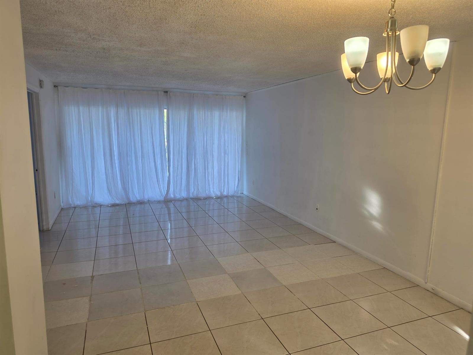 661 N UNIVERSITY Drive # 1-104, Pembroke Pines, FL 33024 — zdjęcie 2