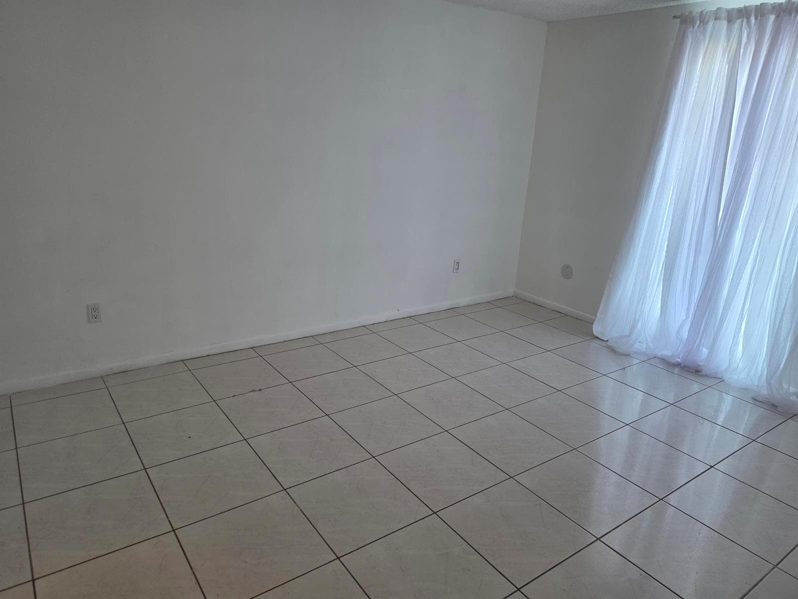 661 N UNIVERSITY Drive # 1-104, Pembroke Pines, FL 33024 — zdjęcie 5