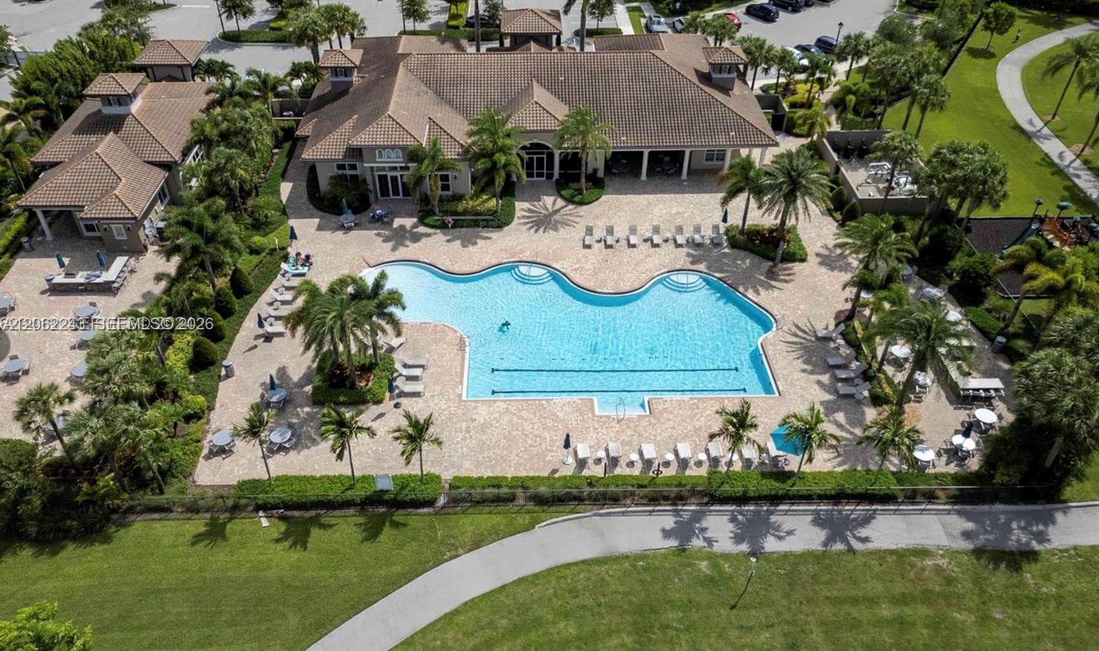 1240 Eucalyptus Dr # 2, Hollywood, FL 33021
