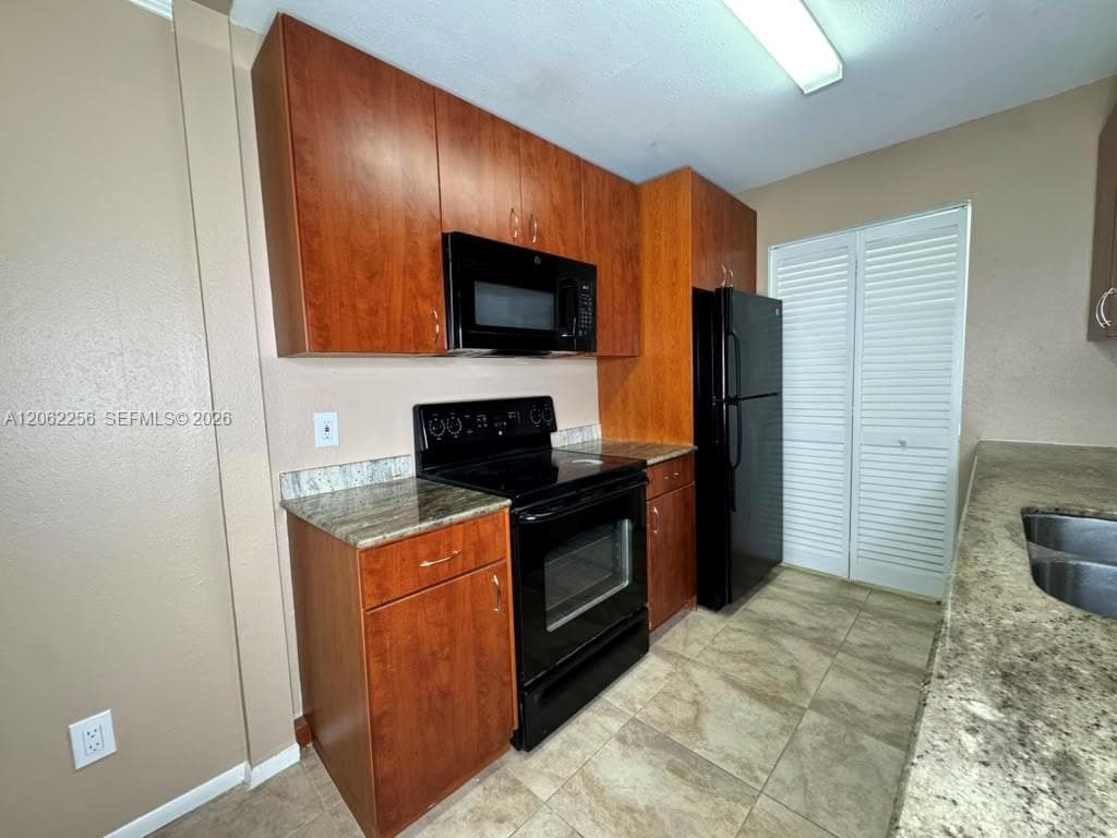 8749 NW 39th St # 8749, Sunrise, FL 33351 — zdjęcie 5