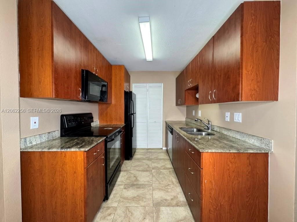 8749 NW 39th St # 8749, Sunrise, FL 33351 — zdjęcie 4
