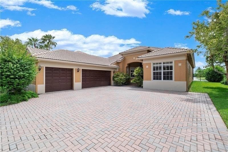 7008 NW 111TH Terrace, Parkland, FL 33076
