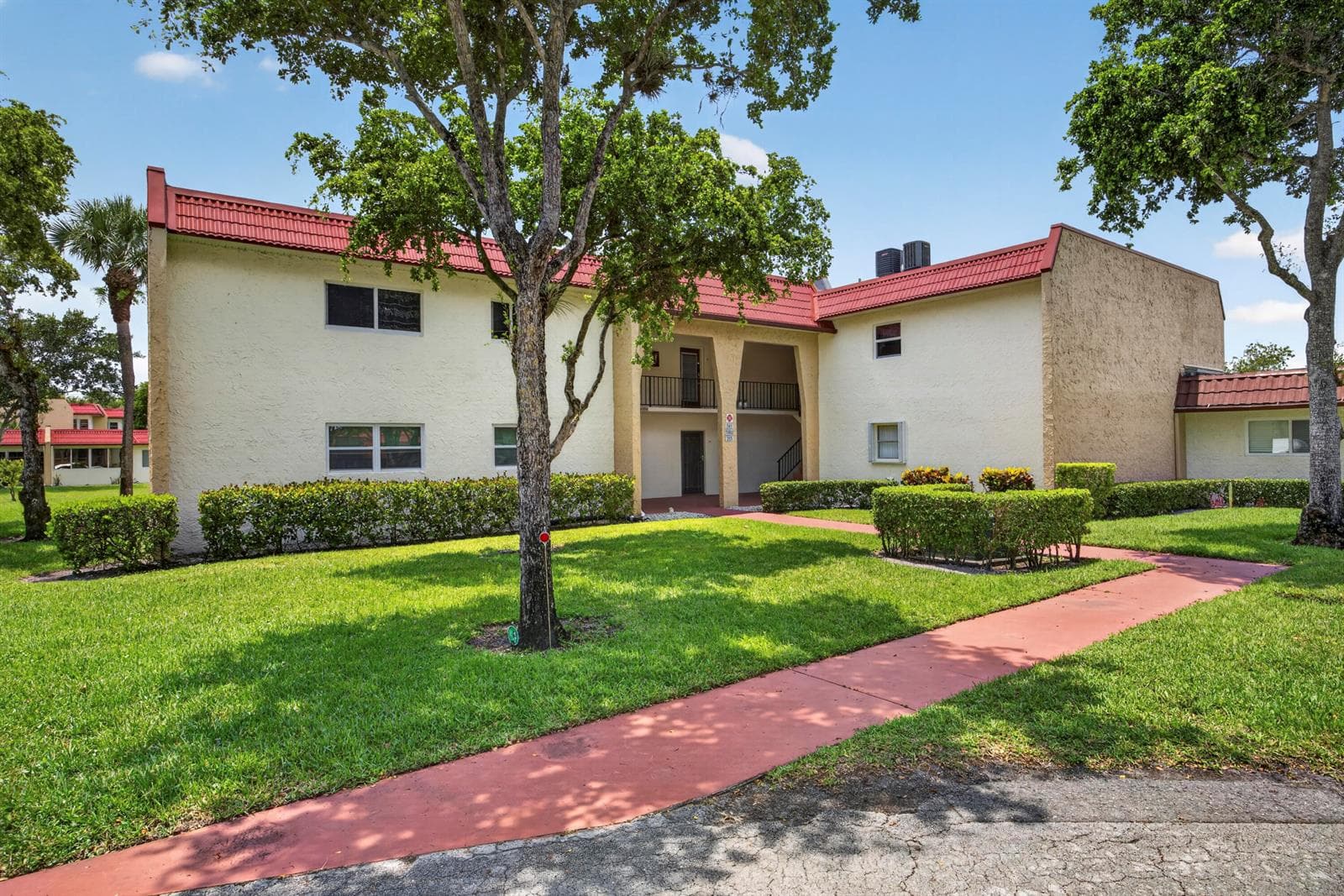 355 Lake Frances Drive, West Palm Beach, FL 33411