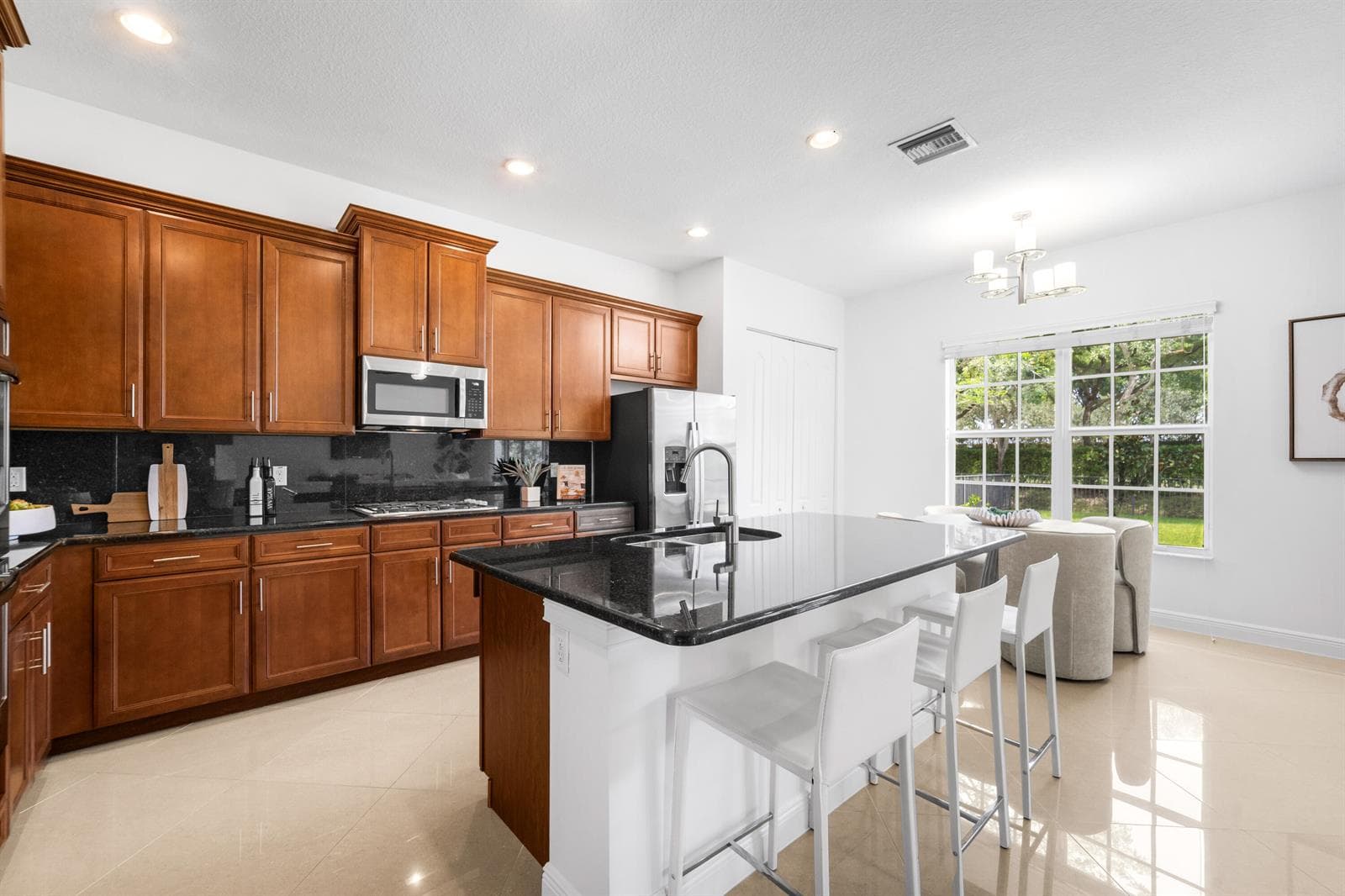 10111 EDGEWATER Court, Parkland, FL 33076 — zdjęcie 3