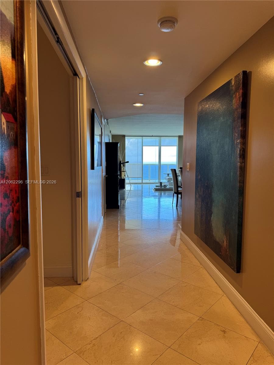 1850 S Ocean Dr # 4203, Hallandale Beach, FL 33009