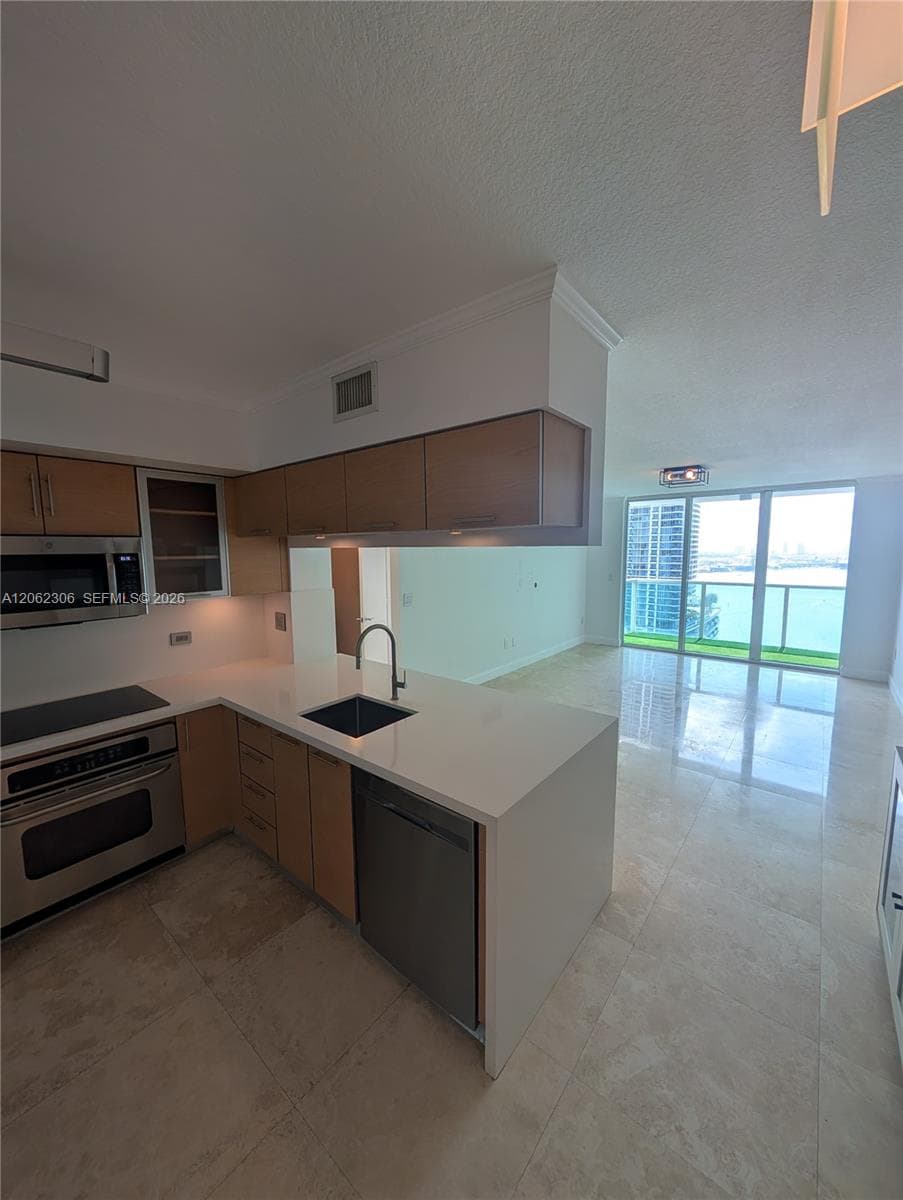 31 SE 5 # 3002, Miami, FL 33131 — zdjęcie 5