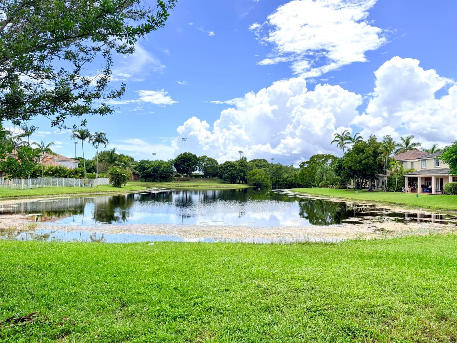 673 CONSERVATION Drive, Weston, FL 33327 — zdjęcie 2