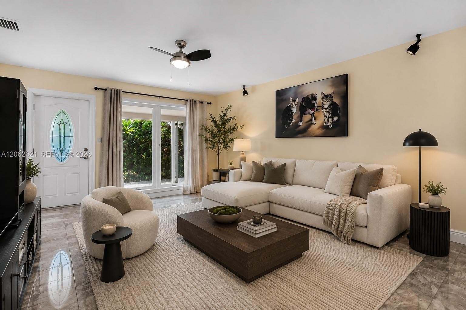 2115 NE 15th Ave, Wilton Manors, FL 33305 — zdjęcie 3