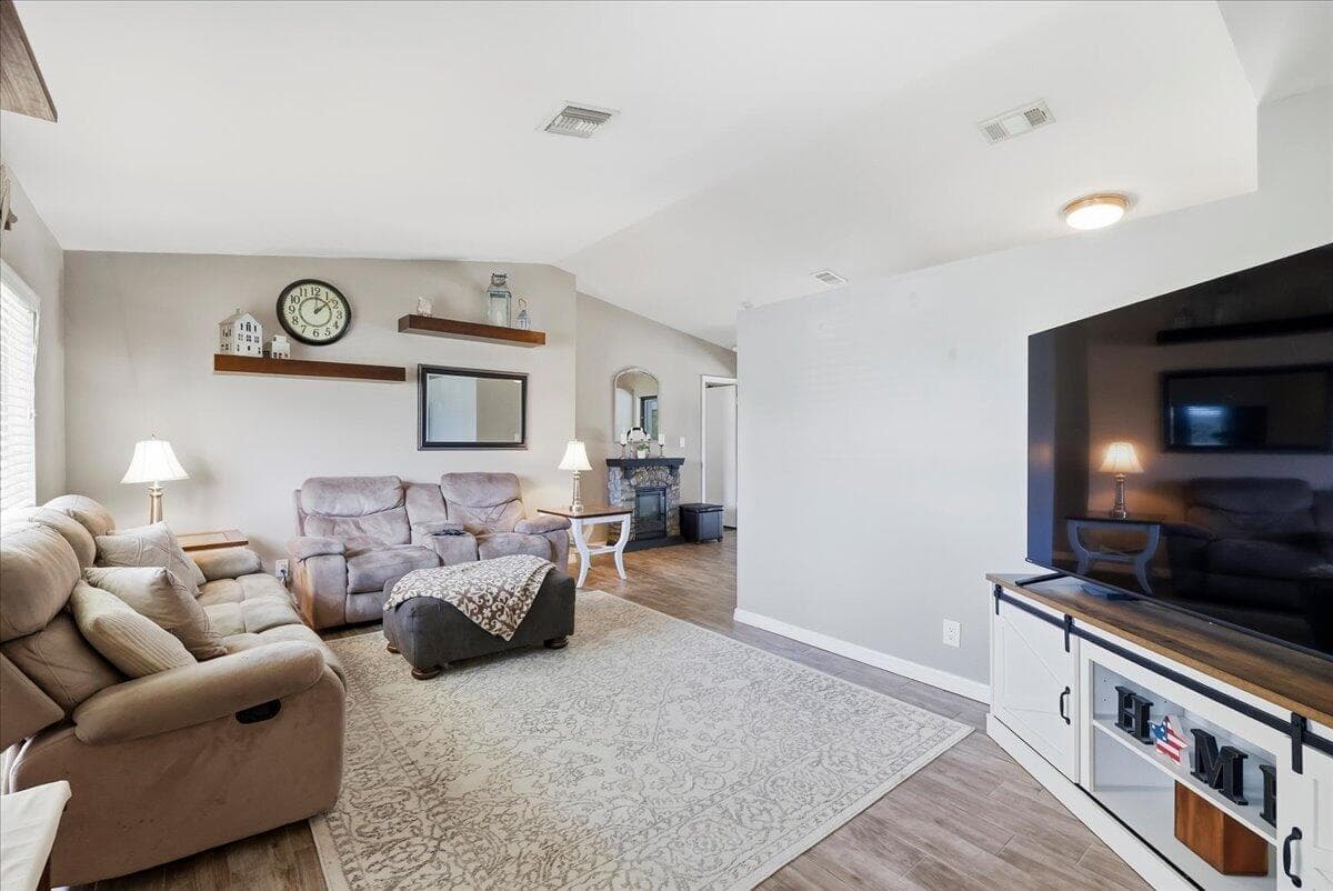 7041 NW 23RD Street, Margate, FL 33063 — zdjęcie 4