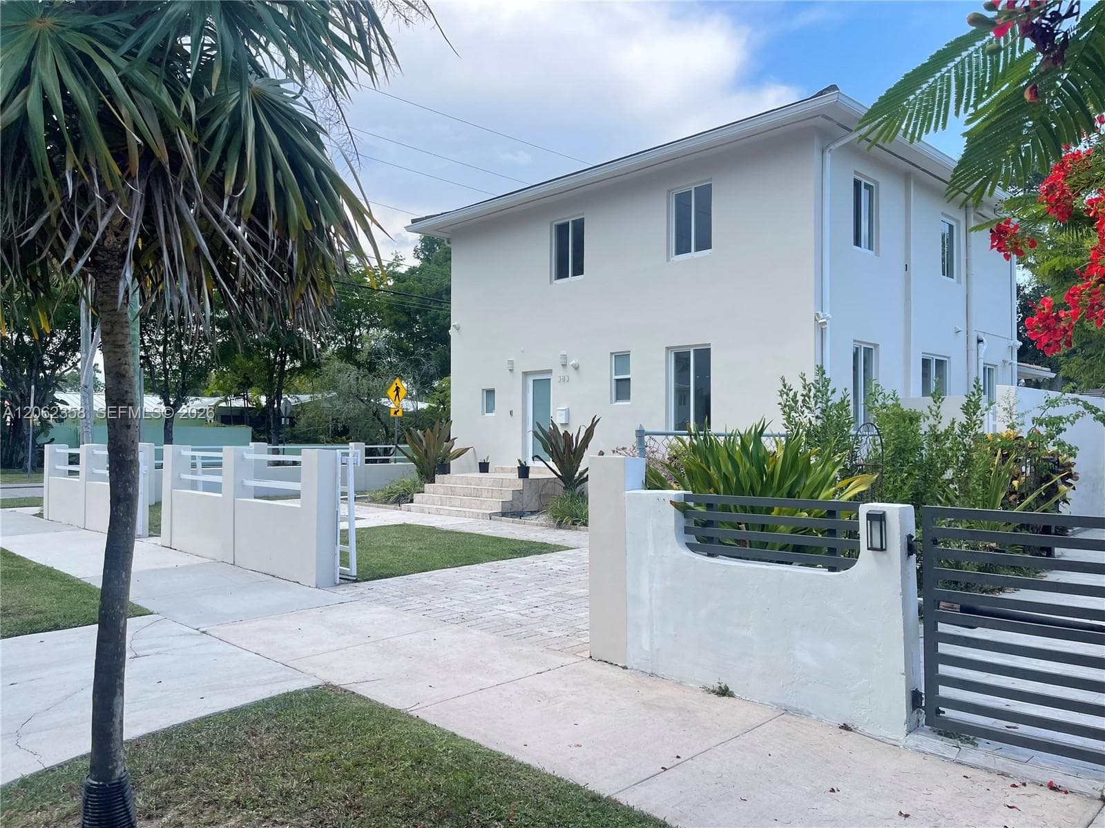 383 SW 25th Rd, Miami, FL 33129 — zdjęcie 3