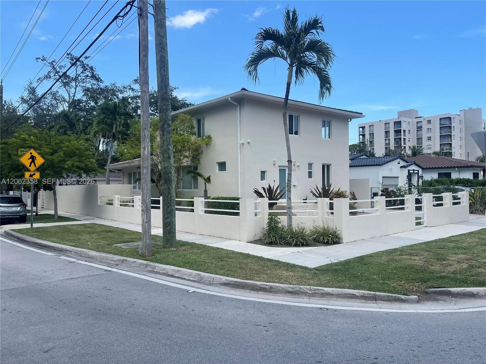 383 SW 25th Rd, Miami, FL 33129 — zdjęcie 4