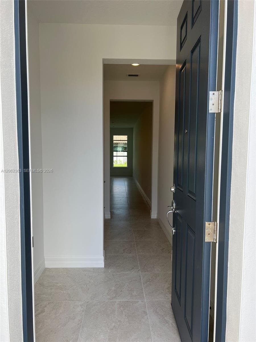 6121 Rancho Ln, Green Acres, FL 33415 — zdjęcie 3