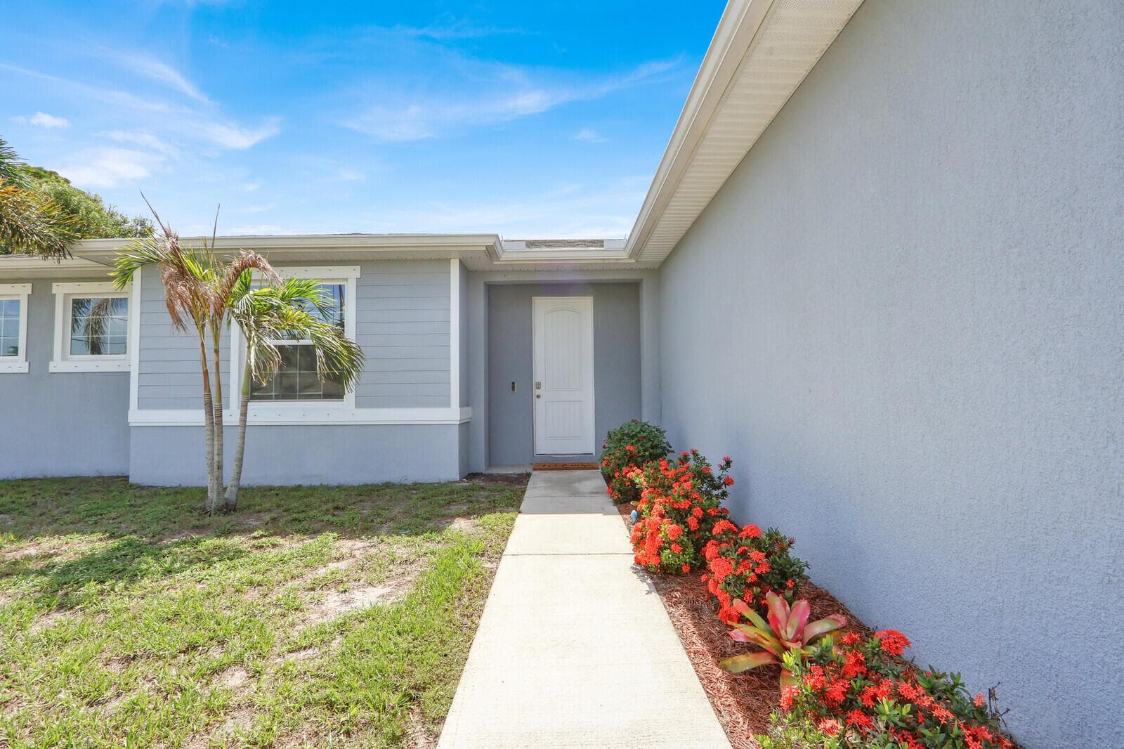 3673 SW Bonwold Street, Port St. Lucie, FL 34953 — zdjęcie 2