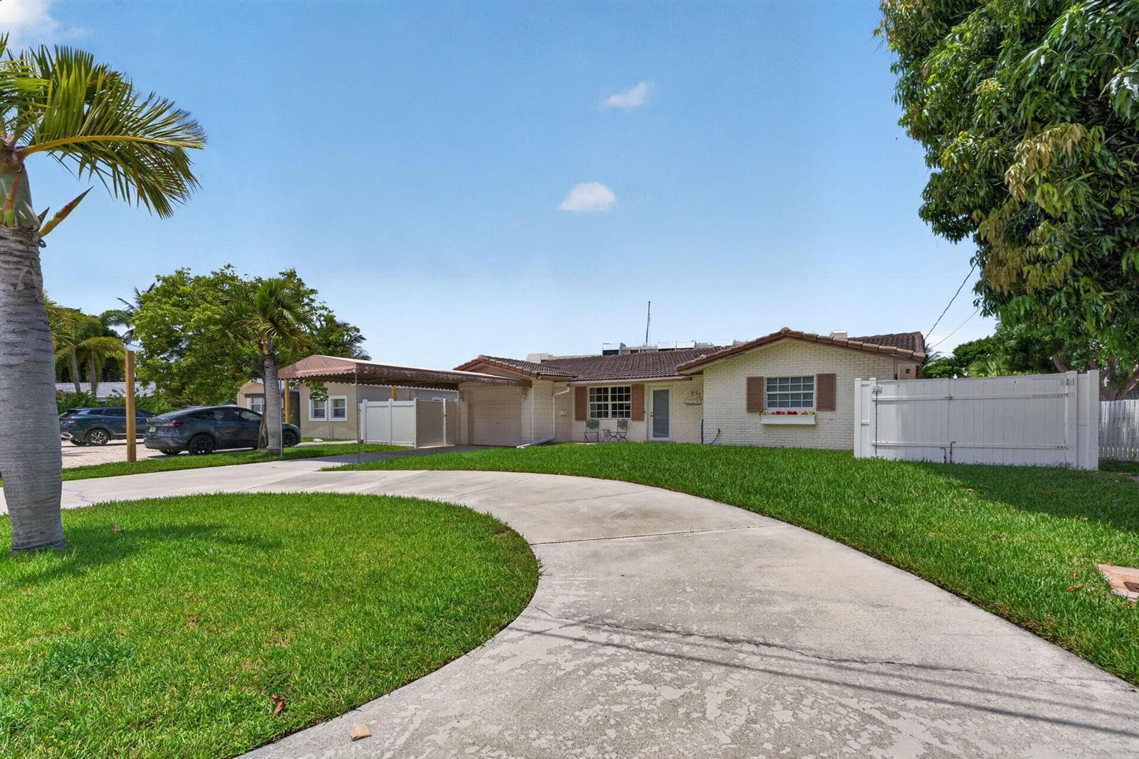 535 NE 8th Avenue, Deerfield Beach, FL 33441 — zdjęcie 3