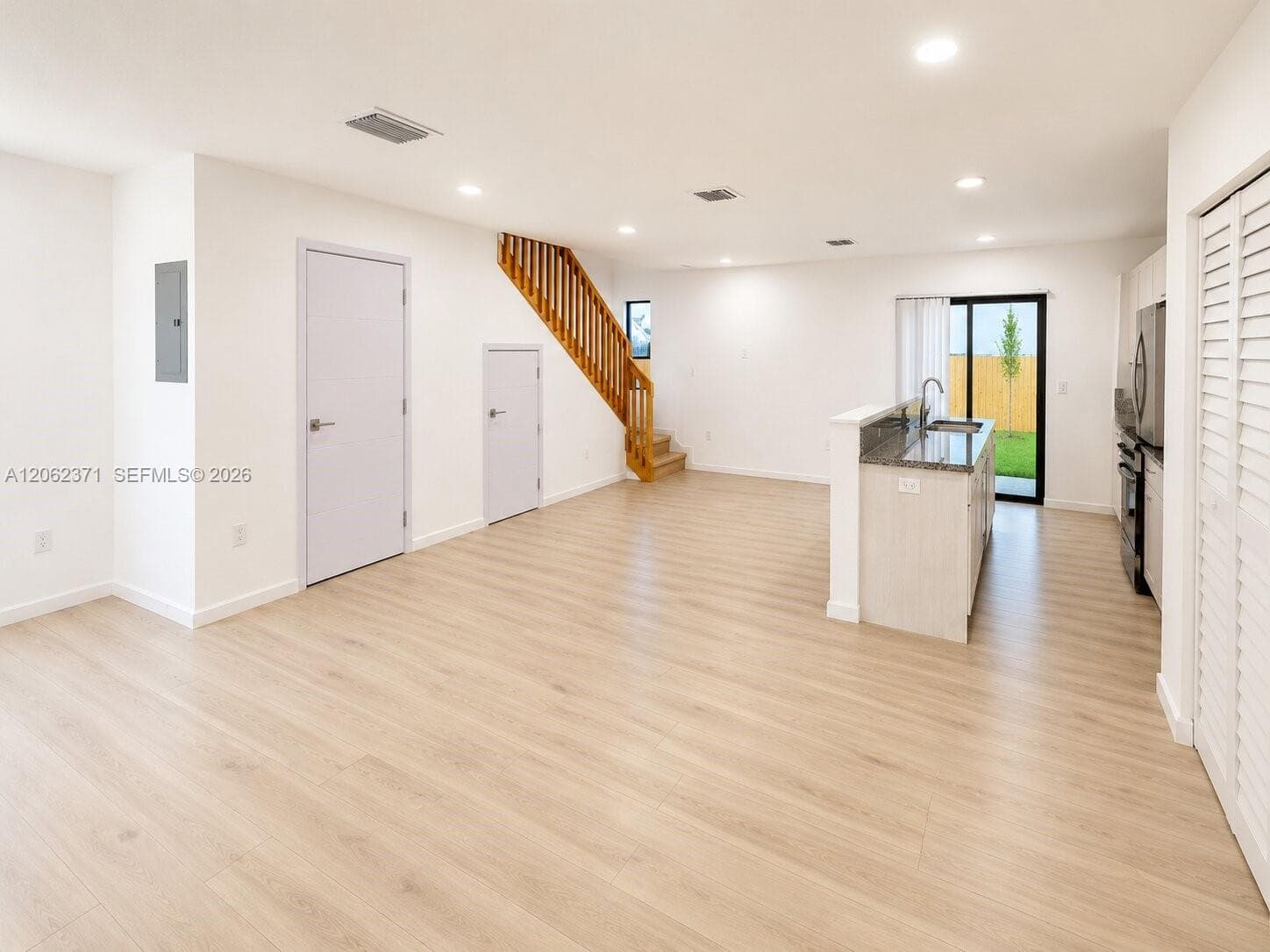 552 NW 7th St # 6, Florida City, FL 33034 — zdjęcie 3
